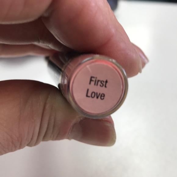 Lipsense lip stain and lip gloss and oops remover - Picture 8 of 11